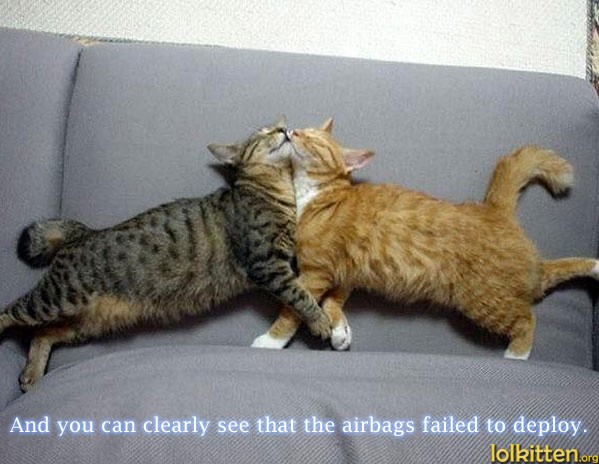 And you can clearly see that the airbags failed to deploy.